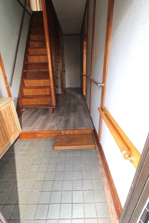 貸家 枚方市津田元町３丁目 玄関