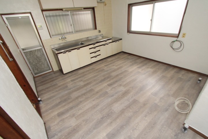 貸家 枚方市津田元町３丁目 リビング