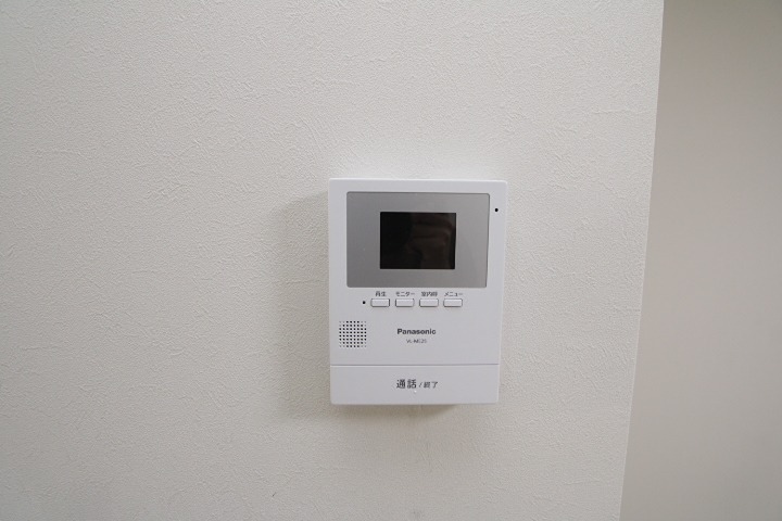 須山町14-8　貸家 エントランス