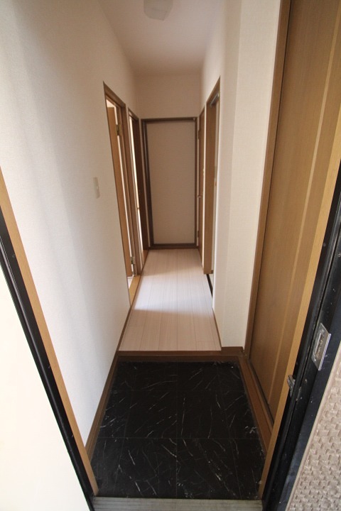 プランドール南楠葉　Ｂ棟 玄関