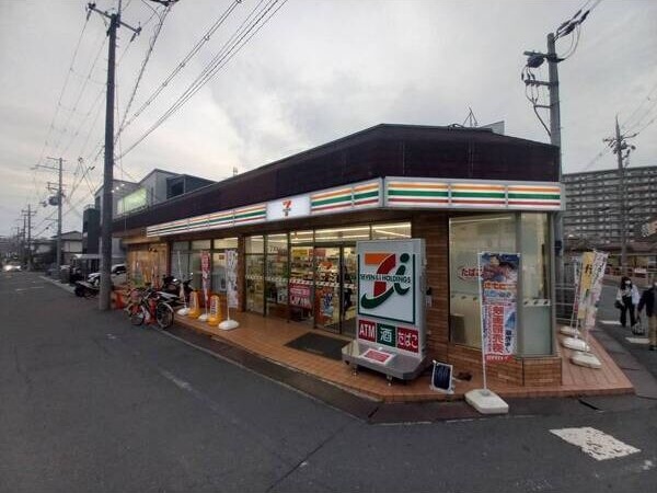 リーフジャルダン牧野駅前 駐車場