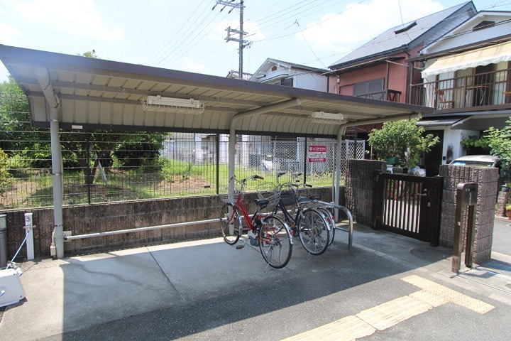 ルシアUEKI　 駐車場
