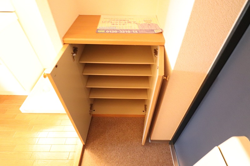 カリーノカサメント東中振 収納