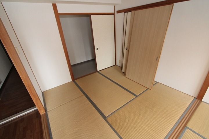 エステル津田 エントランス