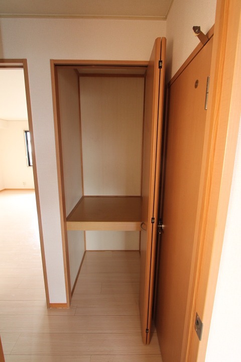 グランシャリオ 収納
