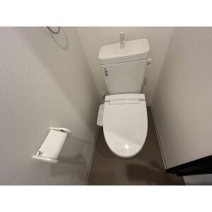 ジーメゾン渚元町クレサス トイレ