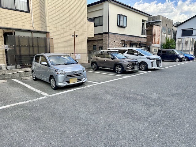 カーサ　フィレンツェ 駐車場