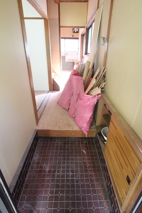 貸家 枚方市招提大谷３丁目 玄関