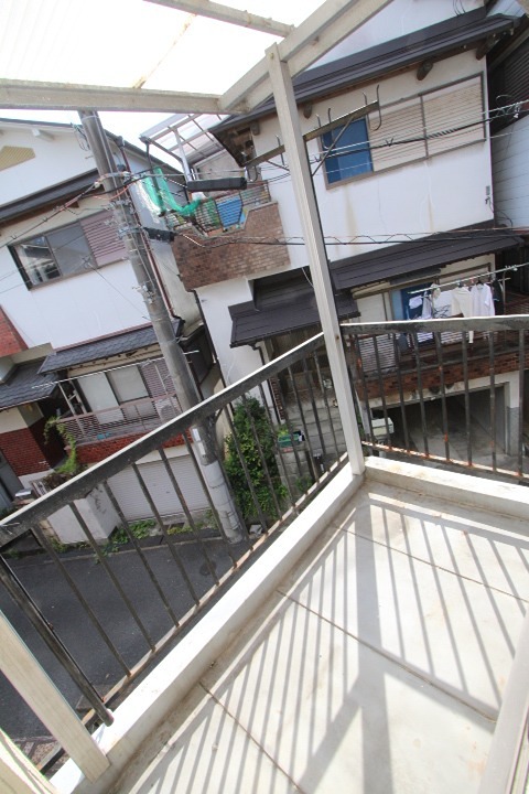 貸家 枚方市招提大谷３丁目 ベランダ