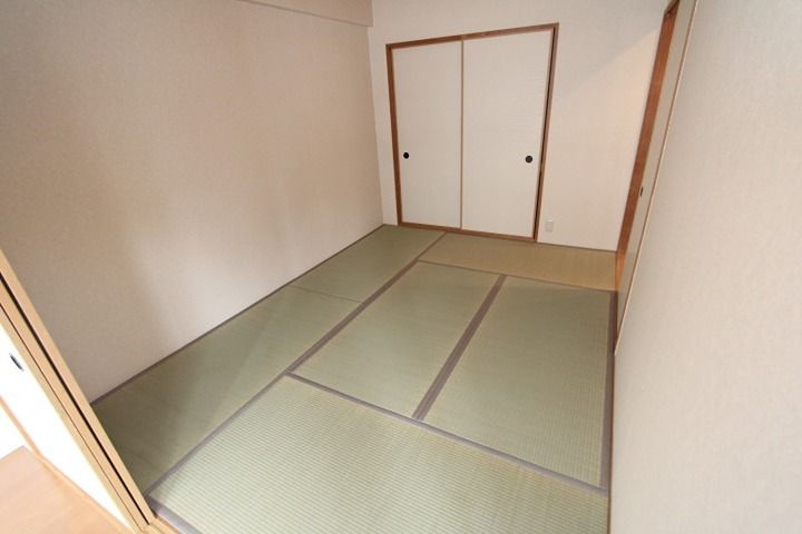 プレミール津田 ベッドルーム
