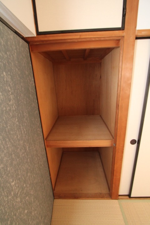 家具町ハイツ 収納
