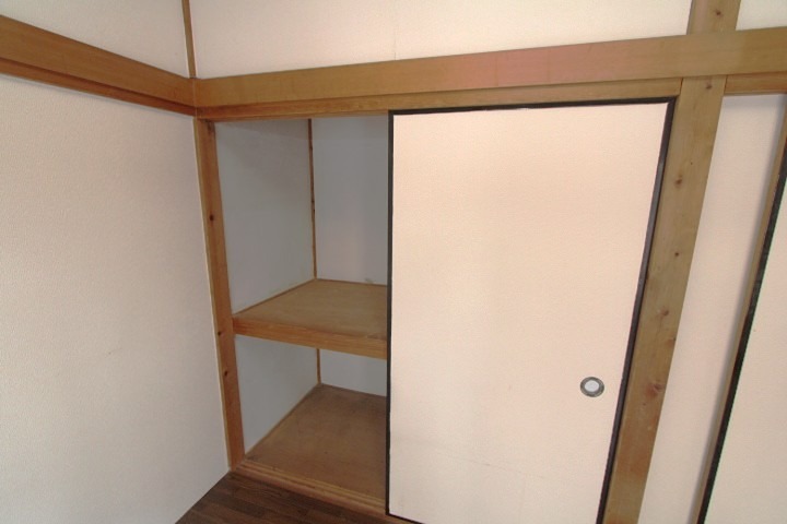 貸家 枚方市長尾家具町４丁目 収納