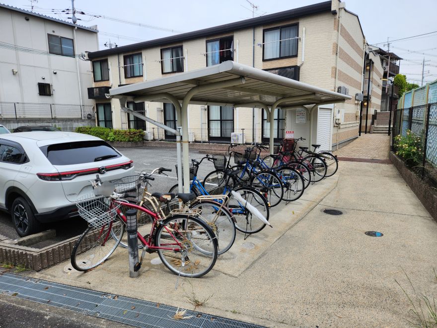 レオパレスかどや その他