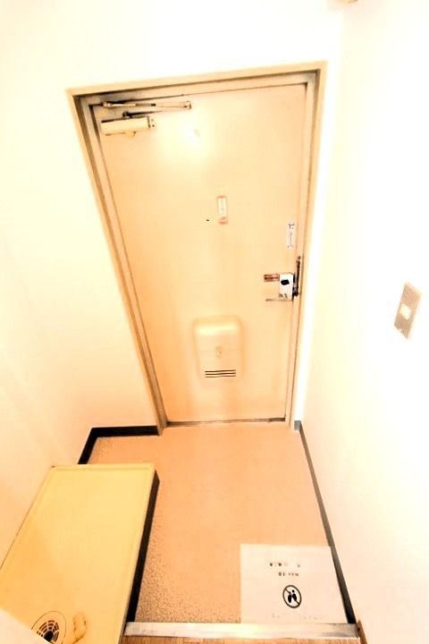 ツインビルＢ棟 玄関