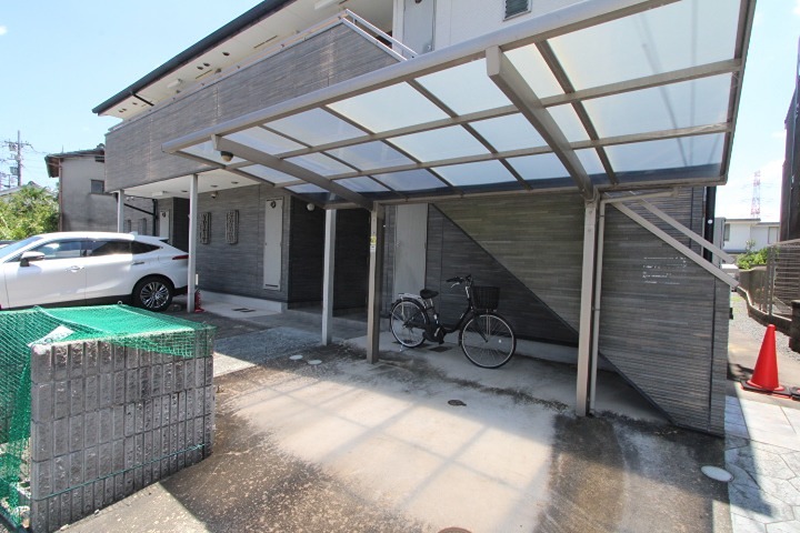 サンライズ 駐車場