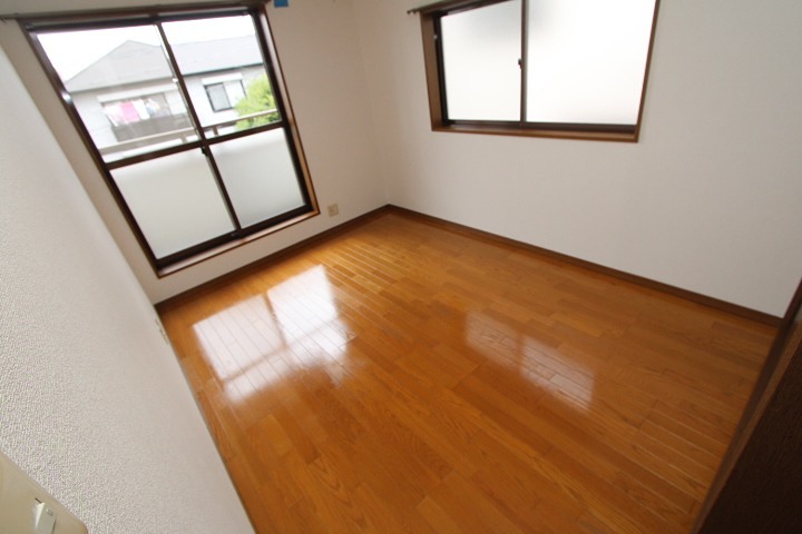 向井ハイツ(左) ベッドルーム