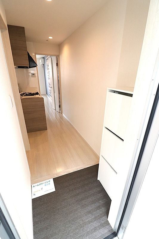 モダンアパートメント枚方岡山手 玄関