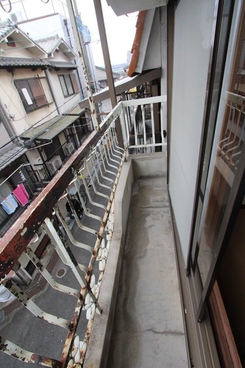 甲斐田東町1-34　貸家 ベランダ