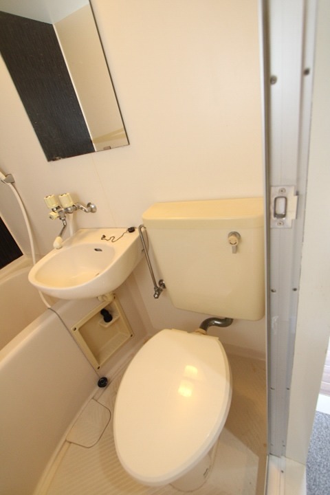 New　StoRK　Apartment　禁野本町 トイレ