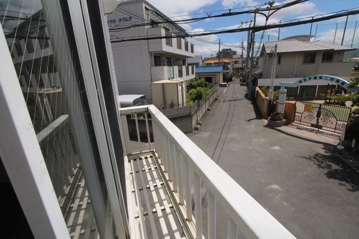 New　StoRK　Apartment　禁野本町 ベランダ