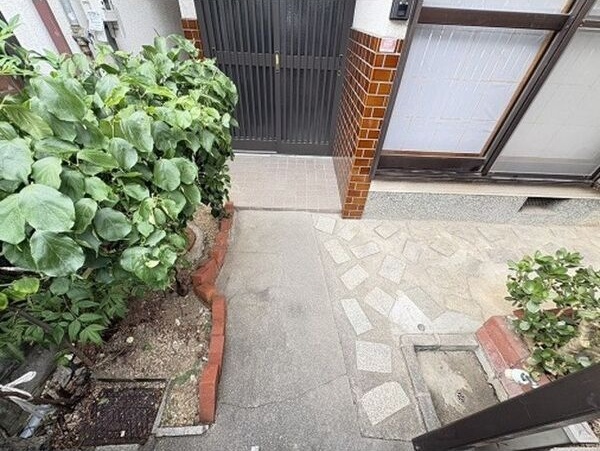 須山町56-8戸建 エントランス