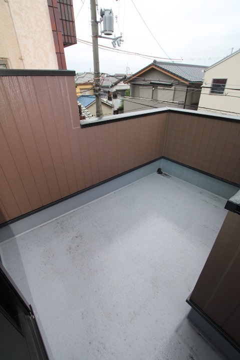 須山町19-5-2 ベランダ