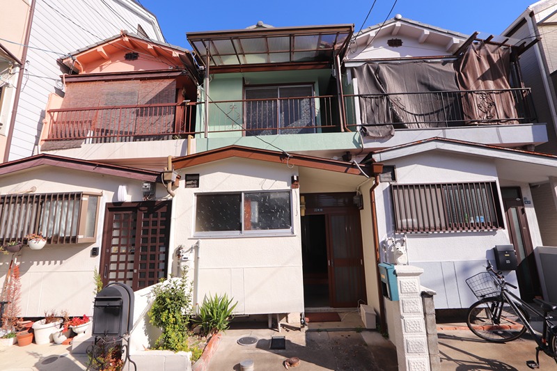 寝屋川市点野4丁目6-12　テラスハウス 外観