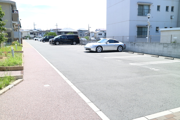 【D-room】D-room東町 駐車場