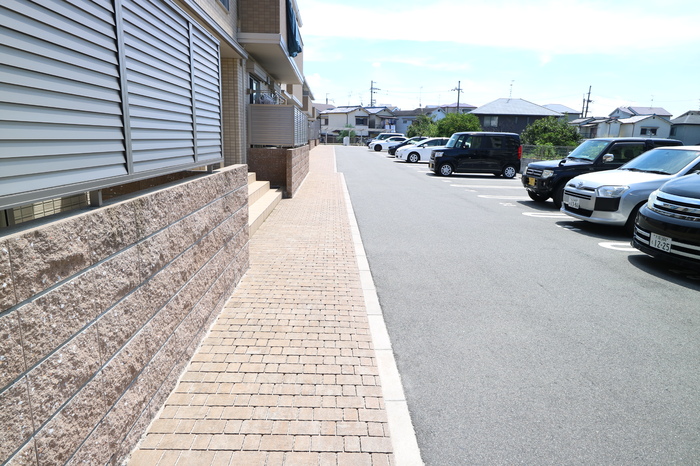 【D-room】D-room東町 駐車場