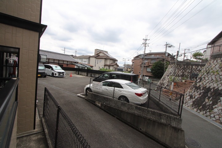 サンコートサヨミ 駐車場