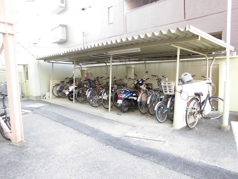 グランデあんご 駐車場