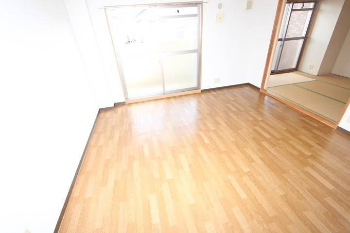 プレザント枚方 ロビー