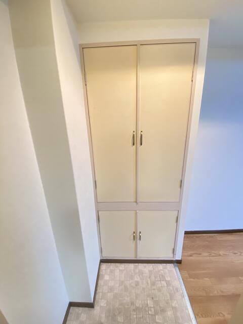 マンションベガ 玄関