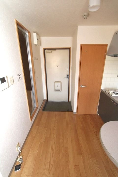 シャンテー長尾家具 エントランス