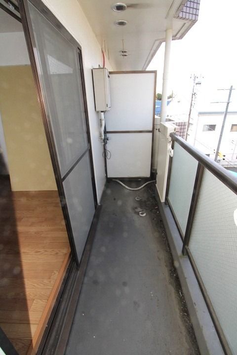 シャンテー長尾家具 ベランダ