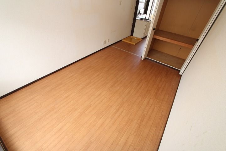 サンライフ朝日丘　A リビング