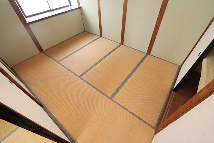 東香里新町　テラスハウス ベッドルーム