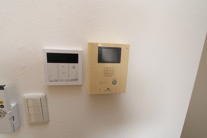 シャンテー中宮Ⅲ ロビー