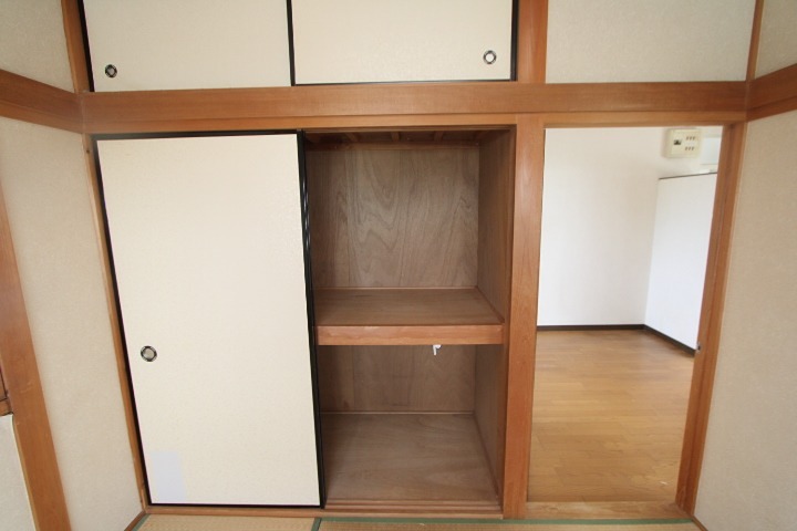 クレバーハイツ 収納