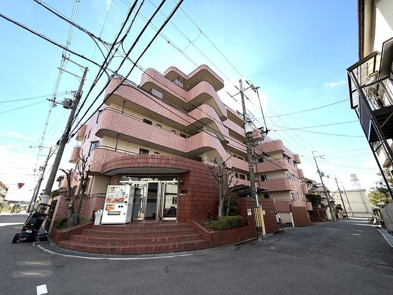 レオハイム東山 外観