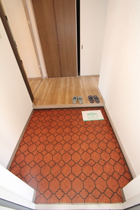 グリーンヒル光善寺住宅18号棟 玄関