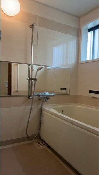 枚方市須山町あきかつ戸建 風呂画像