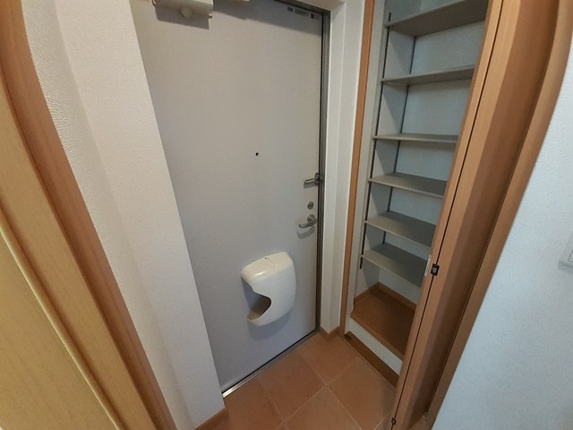 プログレＮα 玄関