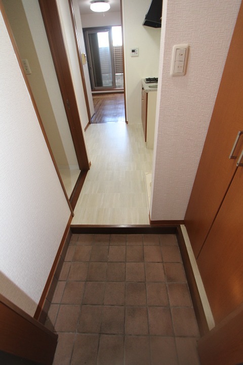 アカシヤ 玄関