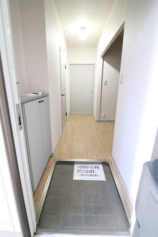ハイツカトレア　A 玄関