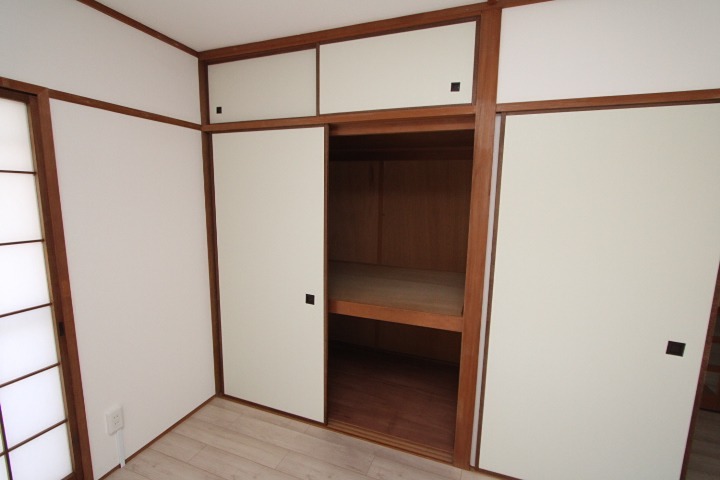 枚方東山住宅２棟 収納