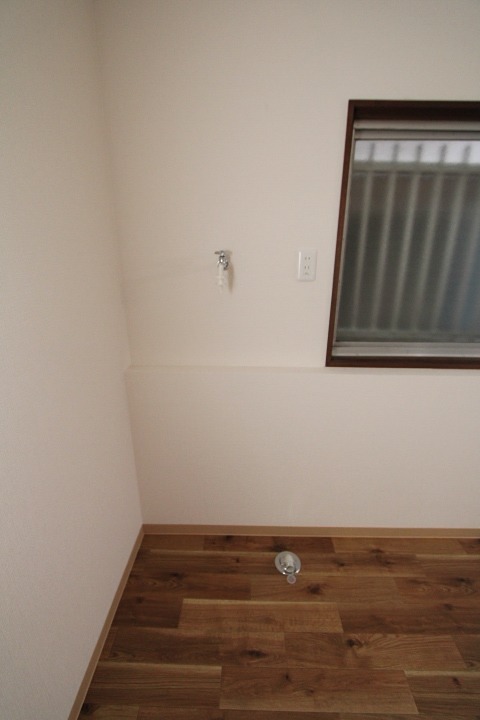 松丘町20-1　貸家 玄関