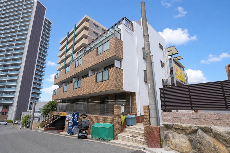 香里ロイヤルプラザ 外観