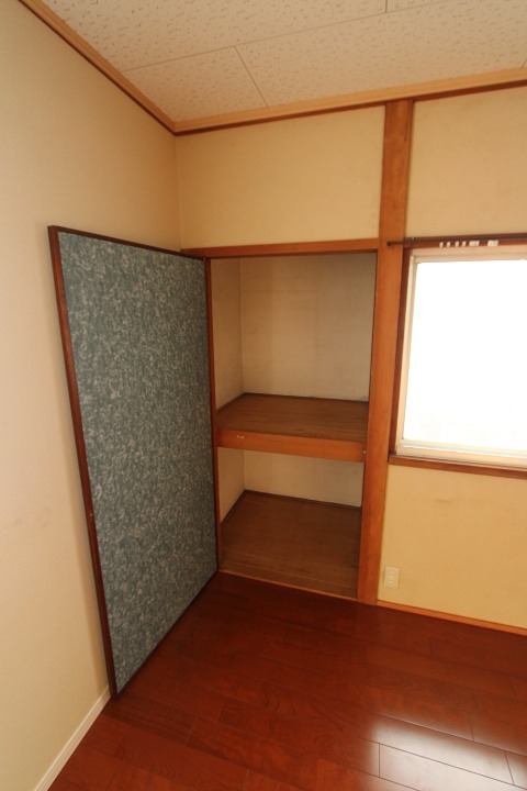 村野東町29-24　 収納