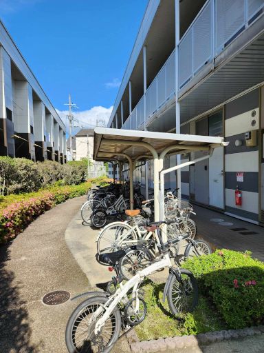レオパレスＯＨＩⅣ 駐車場